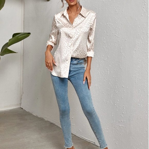 Leopard Jacquard Satin Shirt - Picture 2 of 9